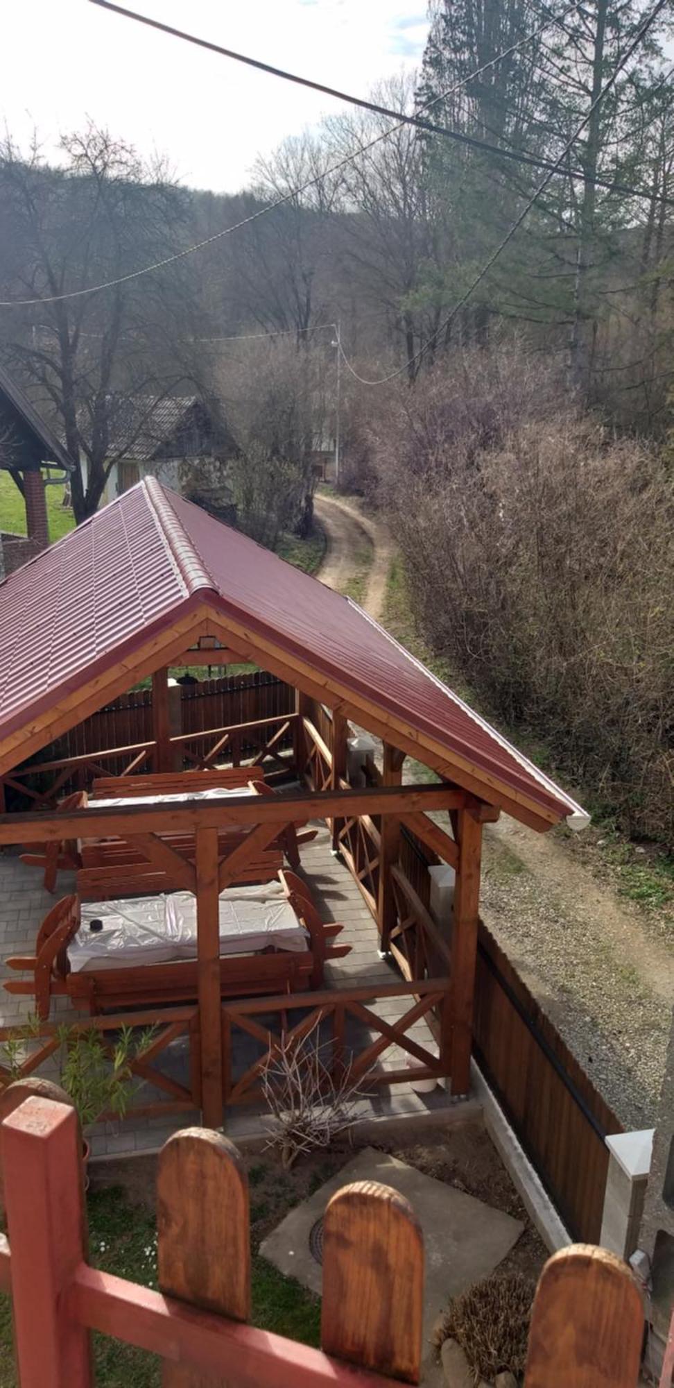 Hubertus Vendégház Parád Esterno foto